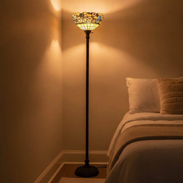 Warm, flattering light