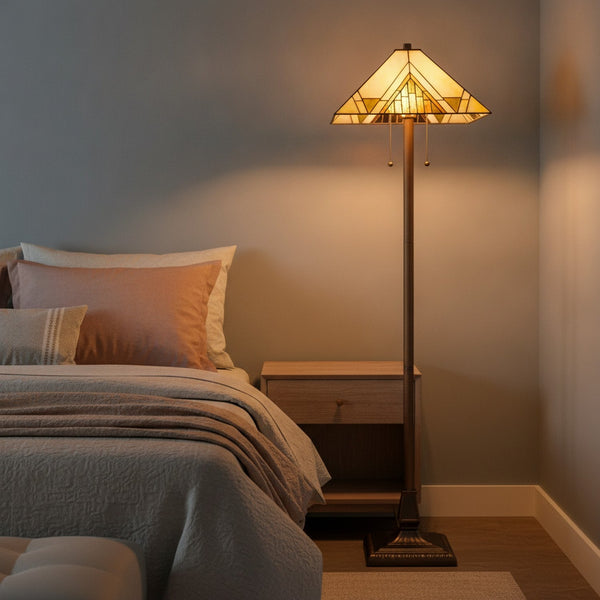 Warm, flattering light