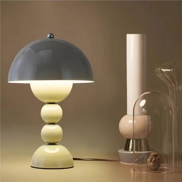Nordic Floral Table Lamp in Colors